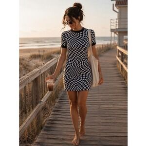 Just Polly Black White Warped Checkerboard Knit Mini Dress JD13331 Mens Medium